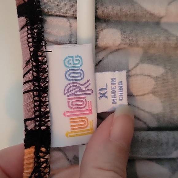 Lularoe blouse - Picture 3 of 4